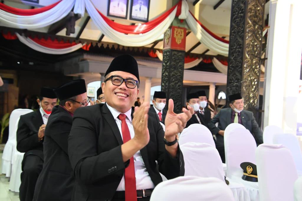 Profil Kepala Dispora